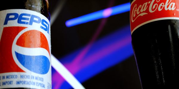 Pepsi и Coca-Cola в поредно състезание. Този път за кокосова вода