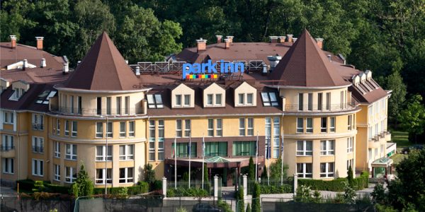 Park Inn by Radisson бива придобит от гръцкия собственик на Sheraton