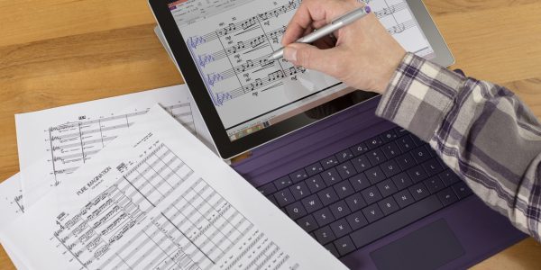 Новият таблет Surface Pro на Microsoft ще опита да се конкурира с Apple iPad Pro