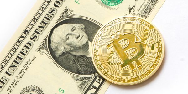 Bitcoin достига стойност от 1 млн. долара през 2028г.?