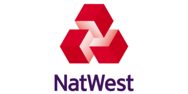 NatWest регистрира спад в първото полугодие