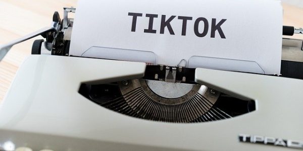 Изпълнителният директор на TikTok напусна компанията